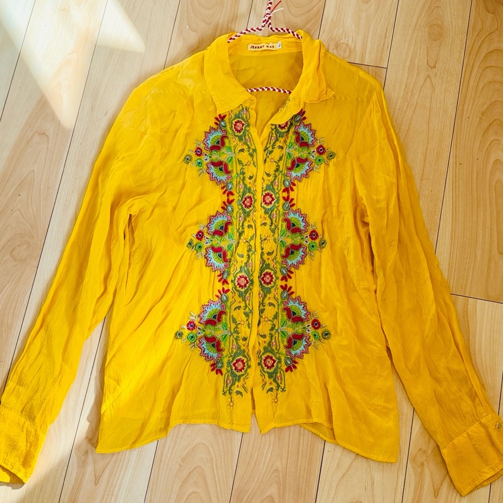 JOHNNY WAS Embroidered 100% Yellow Silk Bohemian Blouse. Mint! SZ LARGE.